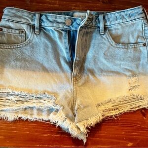 PacSun Women's Faded Blue Jean Shorts